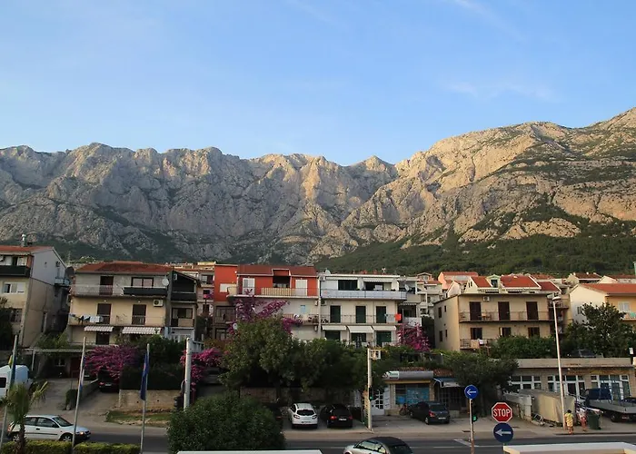 Luka Apartman