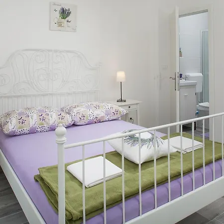 Luka ماكارسكا